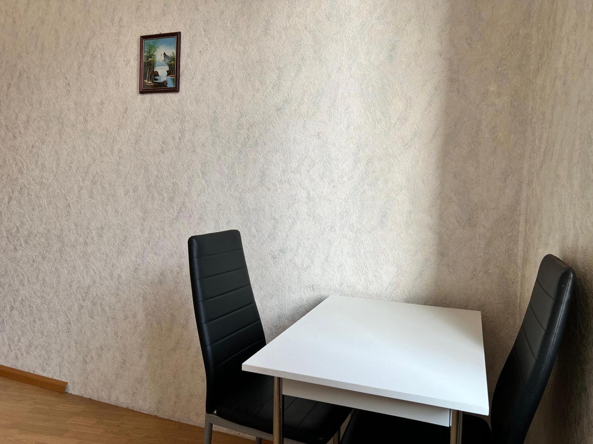 Lovely Shared 3br Apt Near Bahnhof Meidling Wien